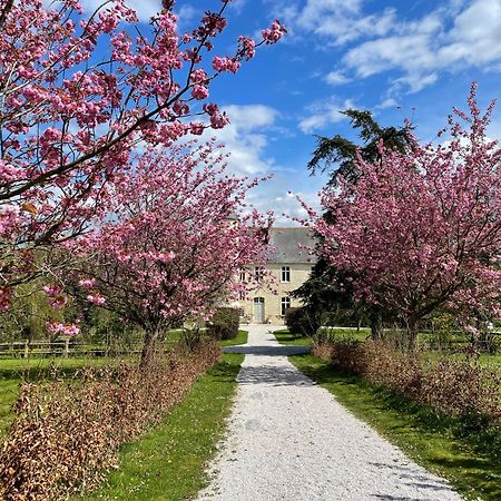 Chateau De Monfréville Extérieur photo