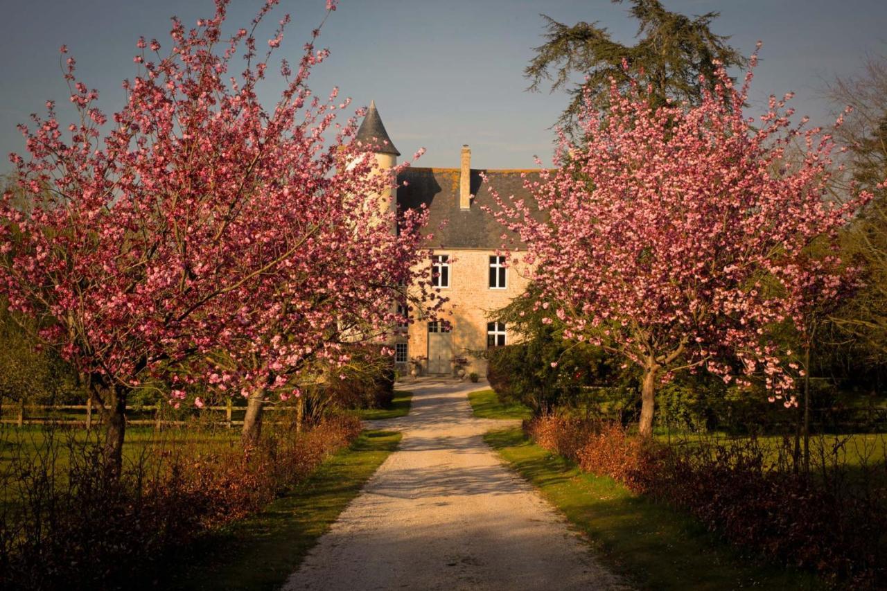 Chateau De Monfréville Extérieur photo